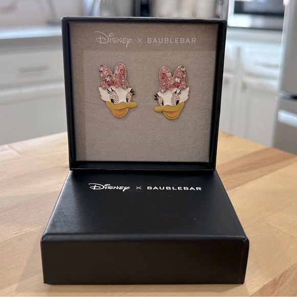 New! Disney x BaubleBar Daisy Duck Pink Crystal Bow Earrings - Picture 2 of 10